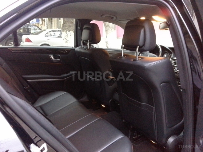 Mercedes E 220 2012, 70,000 km - 2.2 л - Bakı