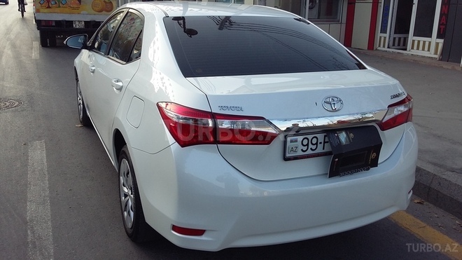 Toyota Corolla 2013, 19,700 km - 1.6 л - Bakı