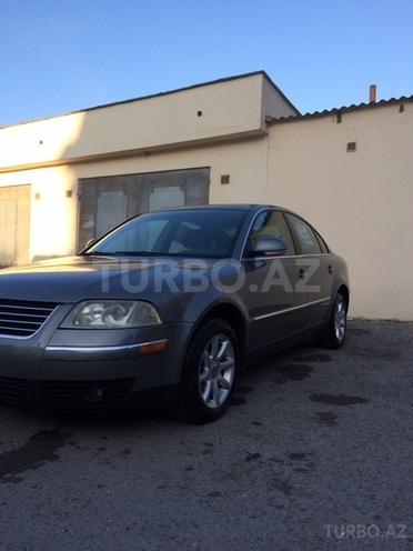 Volkswagen Passat 2003, 220,000 km - 1.8 l - Bakı