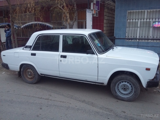 LADA (VAZ) 2107 1983, 180,000 km - 1.6 l - Xaçmaz