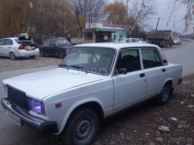 LADA (VAZ) 2107 1983, 180,000 km - 1.6 l - Xaçmaz