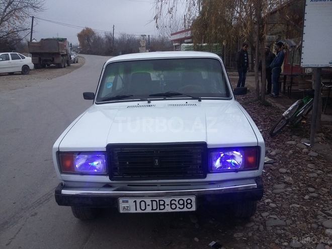 LADA (VAZ) 2107 1983, 180,000 km - 1.6 l - Xaçmaz