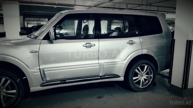 Mitsubishi Pajero 2003, 15,000 km - 0.3 л - Bakı
