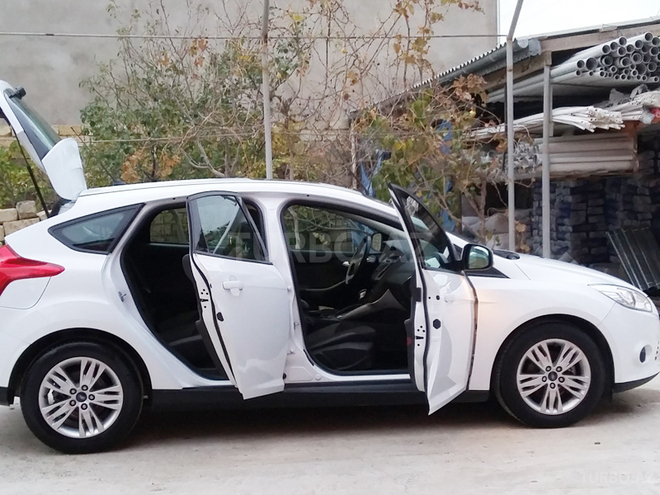 Ford Focus 2013, 22,400 km - 1.6 l - Xırdalan