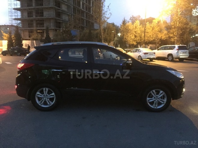 Hyundai ix35 2010, 96,000 km - 2.0 л - Bakı