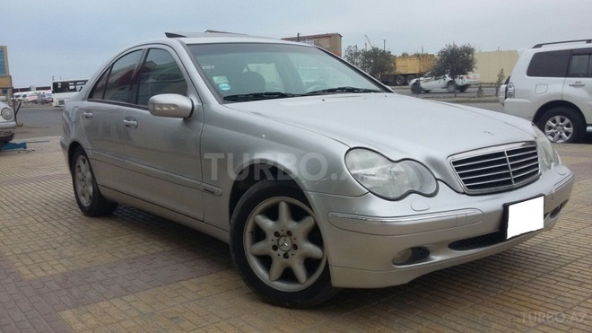 Mercedes C 240 2001, 167,000 km - 2.6 l - Bakı