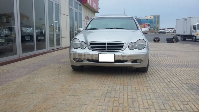 Mercedes C 240 2001, 167,000 km - 2.6 l - Bakı