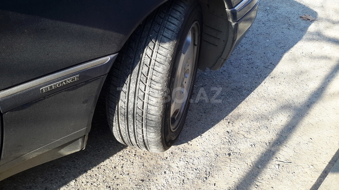 Mercedes C 180 1995, 320,000 km - 1.8 l - Bakı