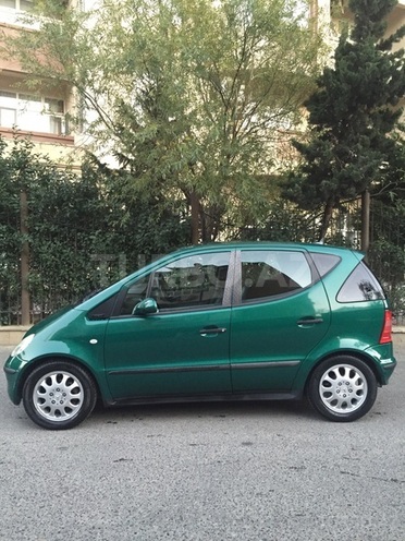 Mercedes A 160 1998, 242,000 km - 1.6 l - Bakı