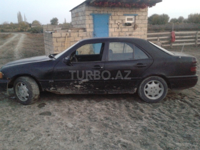 Mercedes C 220 1994, 495,797 km - 2.2 l - Bakı