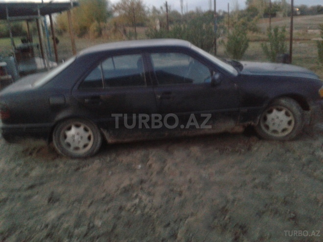 Mercedes C 220 1994, 495,797 km - 2.2 l - Bakı