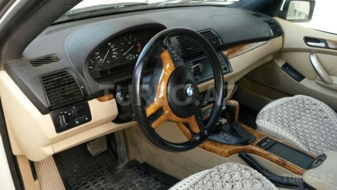 BMW X5 2002, 256,000 km - 4.4 l - Bakı
