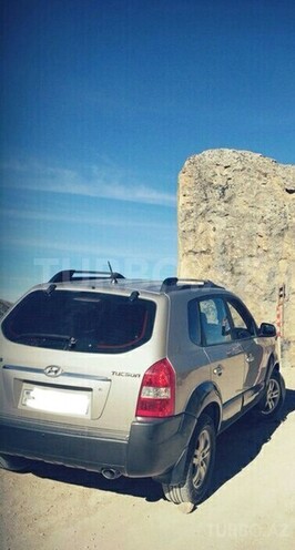 Hyundai Tucson 2006, 195,000 km - 0.2 l - Qusar