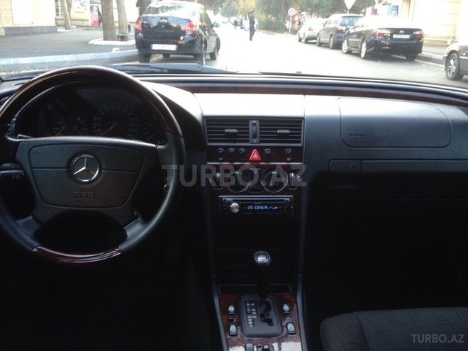 Mercedes C 240 1998, 206,000 km - 2.4 l - Bakı