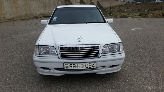 Mercedes C 200 2000, 102,000 km - 2.0 l - Bakı