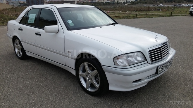 Mercedes C 200 2000, 102,000 km - 2.0 l - Bakı