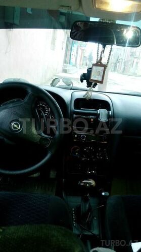 Opel Astra 2000, 240,000 km - 1.6 l - Bakı