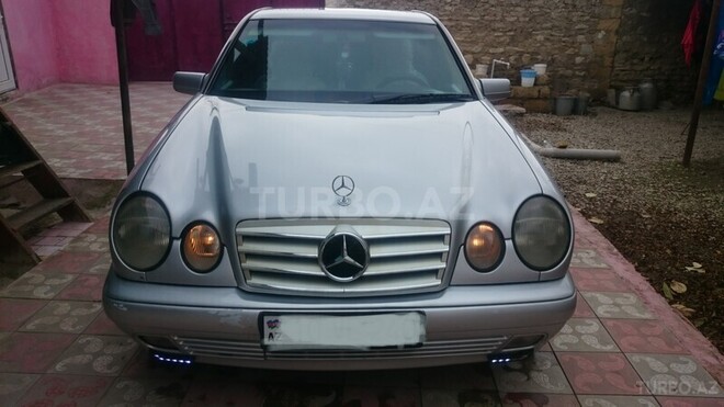 Mercedes E 240 1998, 280,000 km - 0.2 l - Sumqayıt