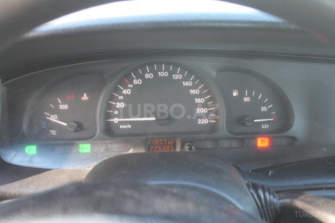 Opel Vectra 1998, 200,000 km - 1.8 l - Bakı