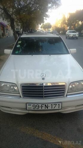 Mercedes C 220 2000, 308,000 km - 2.2 l - Bakı