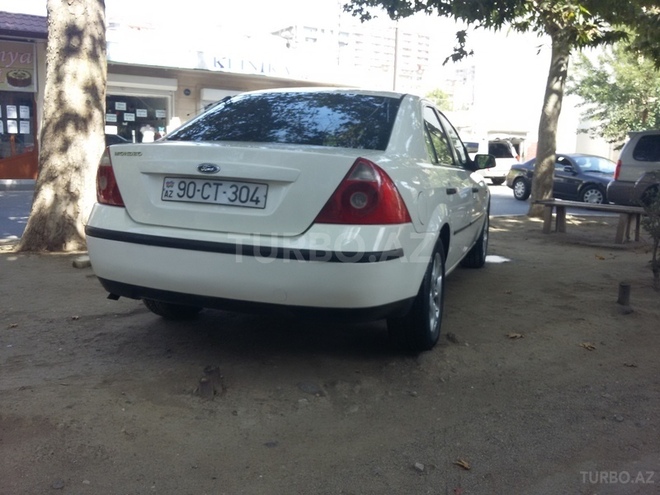 Ford Mondeo 2005, 175,000 km - 2.0 l - Bakı