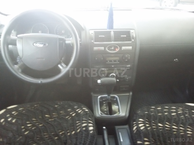 Ford Mondeo 2005, 175,000 km - 2.0 l - Bakı