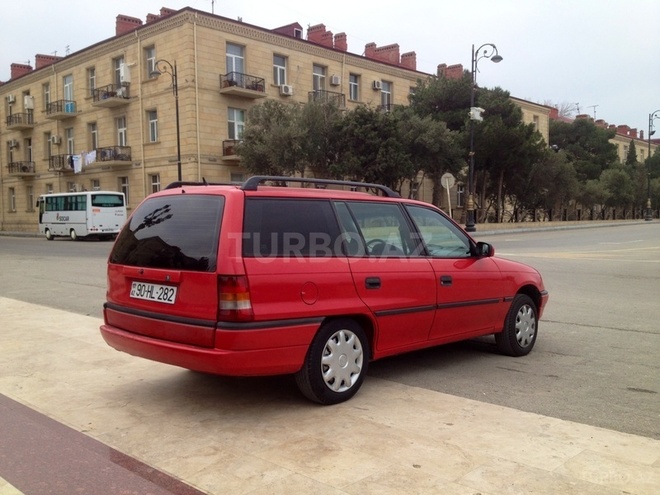 Opel Astra 1996, 283,700 km - 1.6 l - Bakı