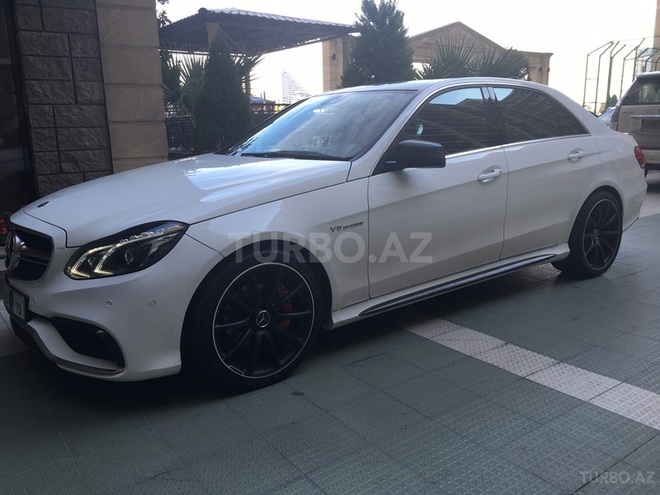 Mercedes E 200 2013, 63,300 km - 2.0 l - Bakı