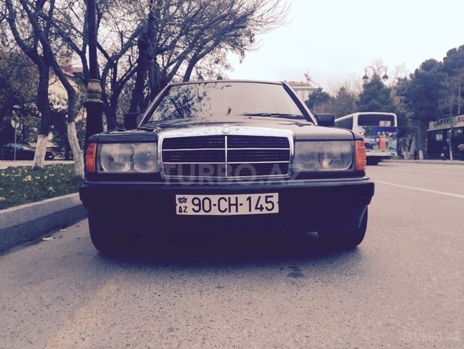 Mercedes 190 1990, 235,000 km - 2.0 l - Sumqayıt