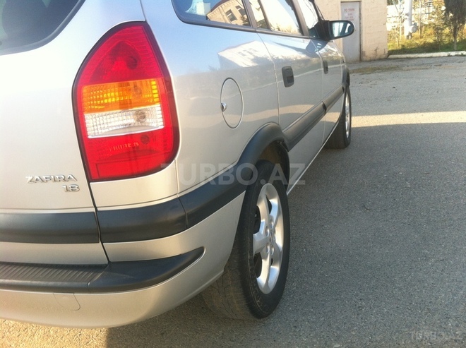 Opel Zafira 2001, 215,070 km - 1.8 л - Bakı