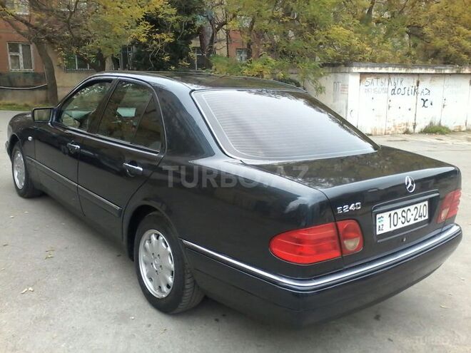 Mercedes E 240 1997, 225,000 km - 2.4 l - Bakı