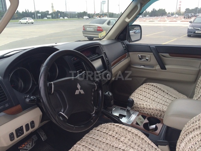 Mitsubishi Pajero 2007, 197,000 km - 3.0 l - Bakı