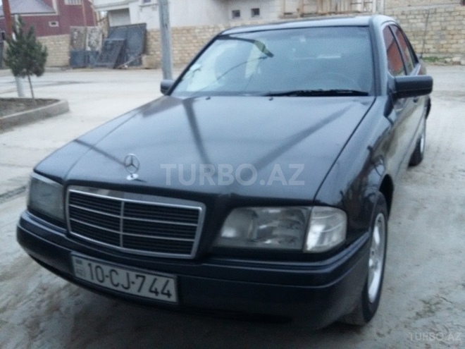 Mercedes C 220 1995, 398,000 km - 2.2 l - Bakı