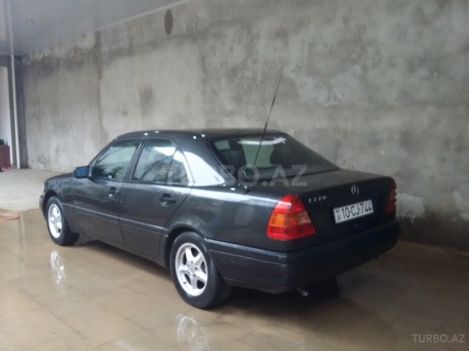 Mercedes C 220 1995, 398,000 km - 2.2 l - Bakı