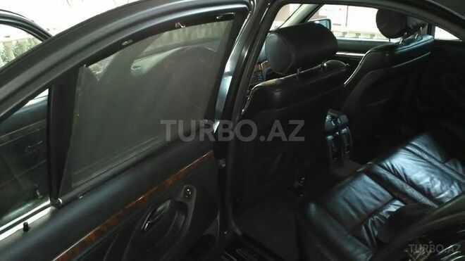 BMW 528 1997, 200,000 km - 2.8 l - Bakı
