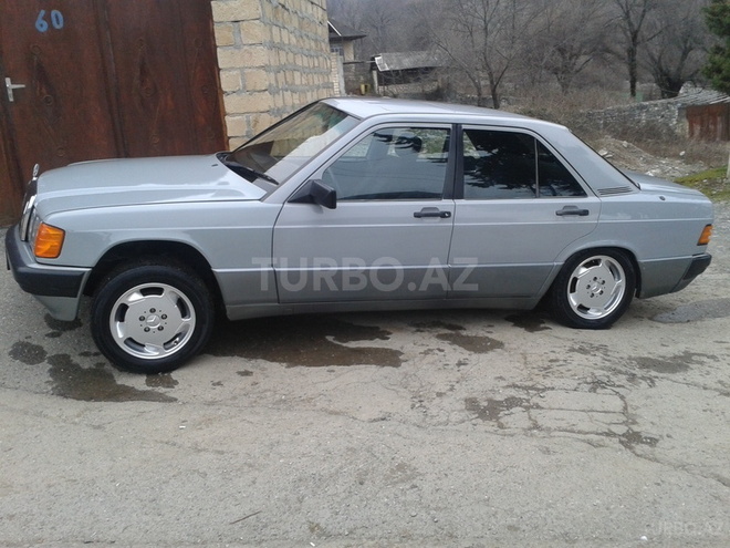 Mercedes 190 1989, 253,926 km - 2.0 l - Oğuz