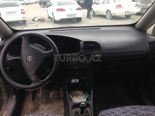 Opel Zafira 1999, 200,000 km - 1.6 л - Bakı