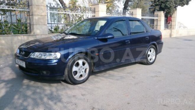 Opel Vectra 1999, 246,000 km - 1.6 л - Bakı