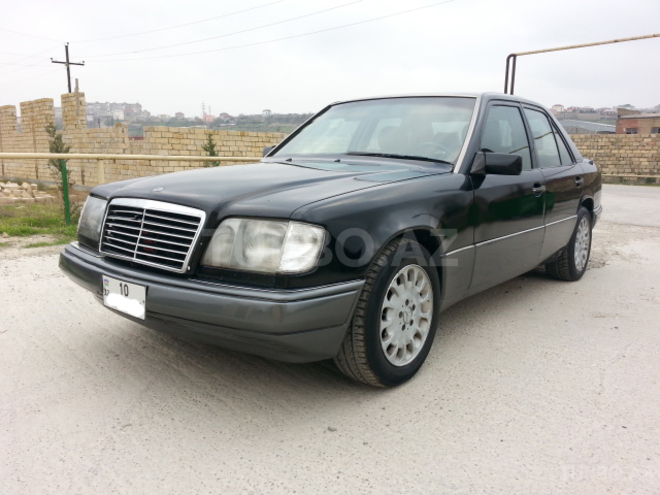 Mercedes E 320 1995, 184,000 km - 3.2 l - Bakı