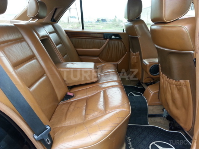 Mercedes E 320 1995, 184,000 km - 3.2 l - Bakı