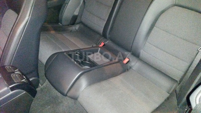 Mercedes E 220 2011, 48,000 km - 2.2 l - Bakı