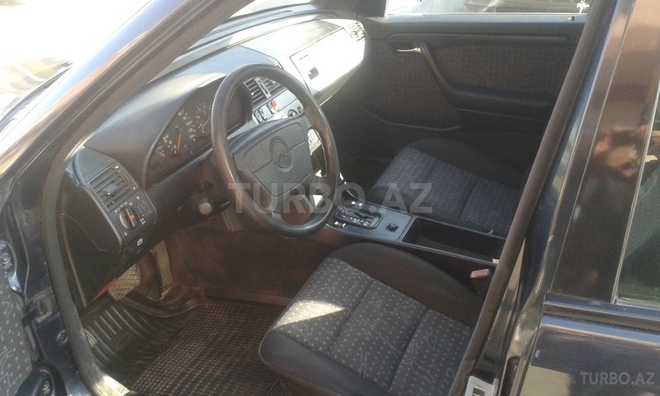 Mercedes C 180 1994, 217,000 km - 1.8 l - Bakı