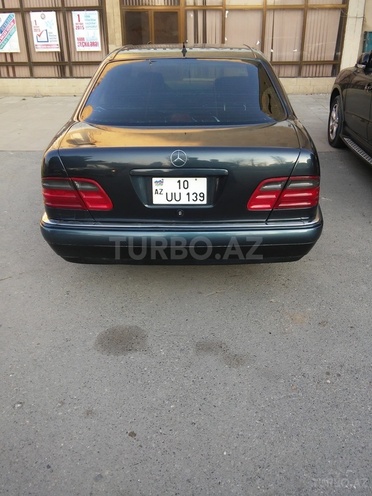 Mercedes E 240 1998, 250,000 km - 2.4 л - Sumqayıt