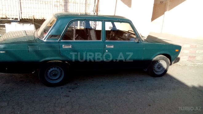 LADA (VAZ) 2107 1997, 66,896 km - 1.6 l - Salyan