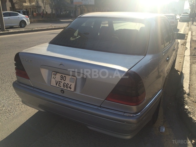 Mercedes C 230 1998, 126,544 km - 2.3 l - Bakı