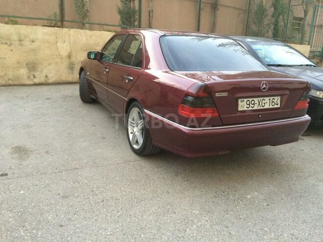 Mercedes C 180 1997, 220,000 km - 1.8 л - Bakı