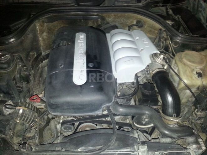 Mercedes C 220 2000, 241,000 km - 2.2 л - Bakı