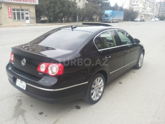 Volkswagen Passat 2005, 0 km - 2.0 l - Bakı