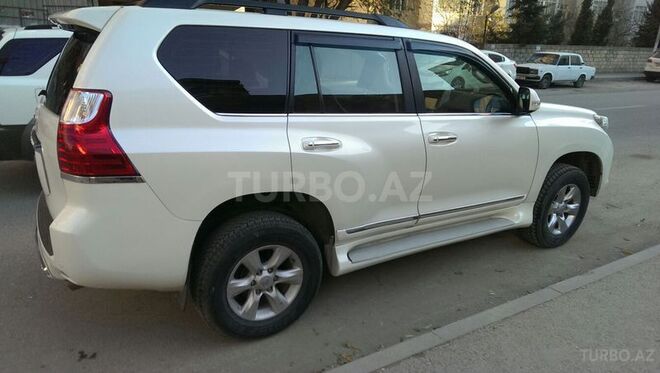 Toyota Prado 2010, 101,000 km - 2.7 л - Bakı