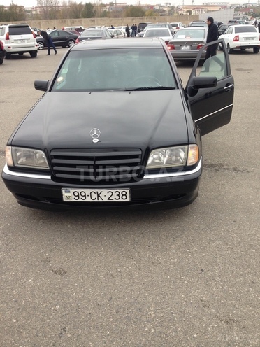 Mercedes C 220 1999, 320,000 km - 2.2 l - Bakı